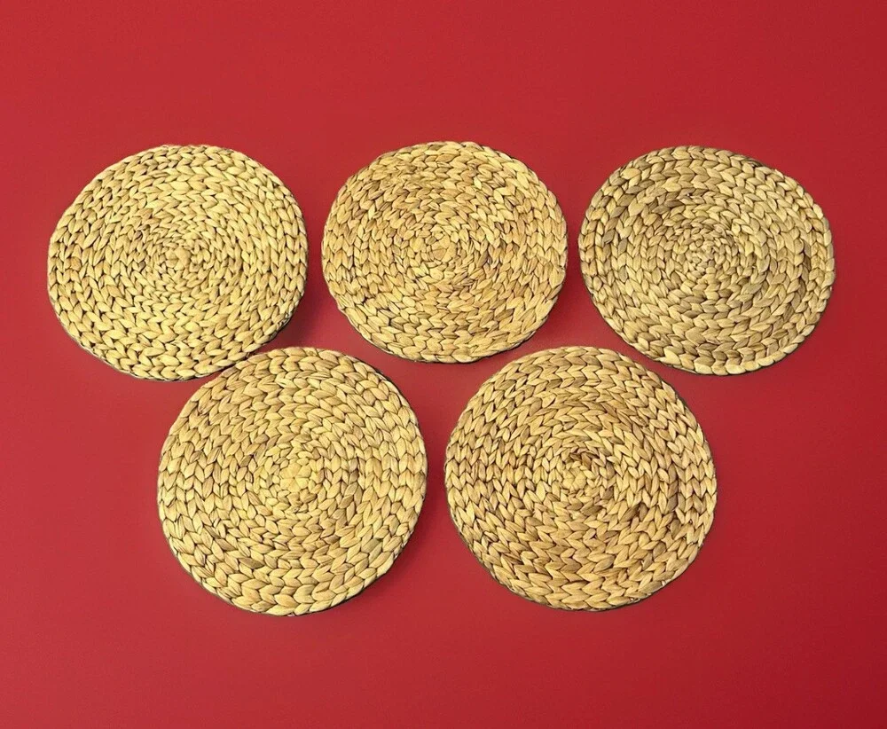 5pcs Round Water Hyacinth Woven Placemats Braided Straw Mats 13.25 Inches